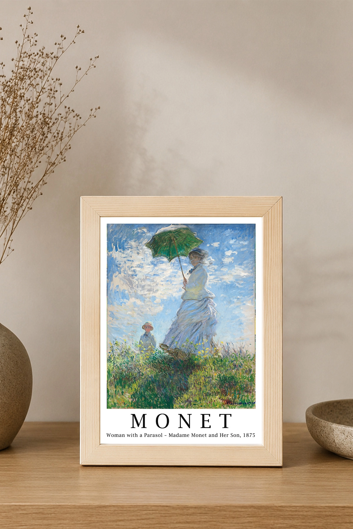 Monet Şemsiyeli Kadın Posterli Doğal Ahşap Çerçeve Tablo
